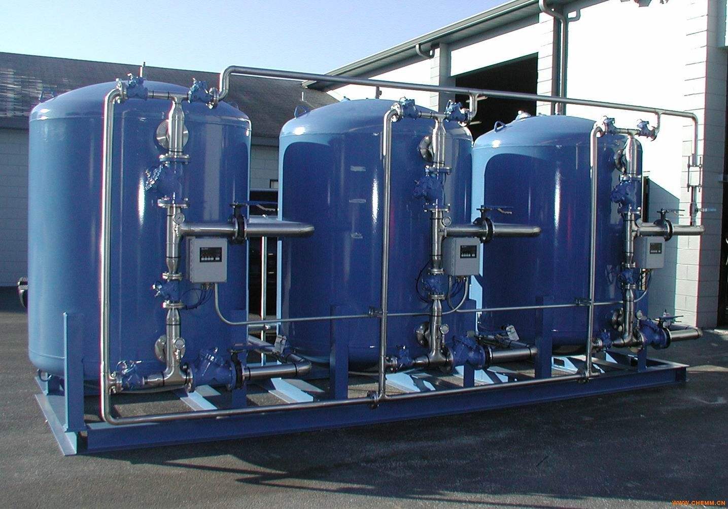 銅梁純凈水設備環保認證產品與伺服電機的結合 創新技術與綠色發展的典范